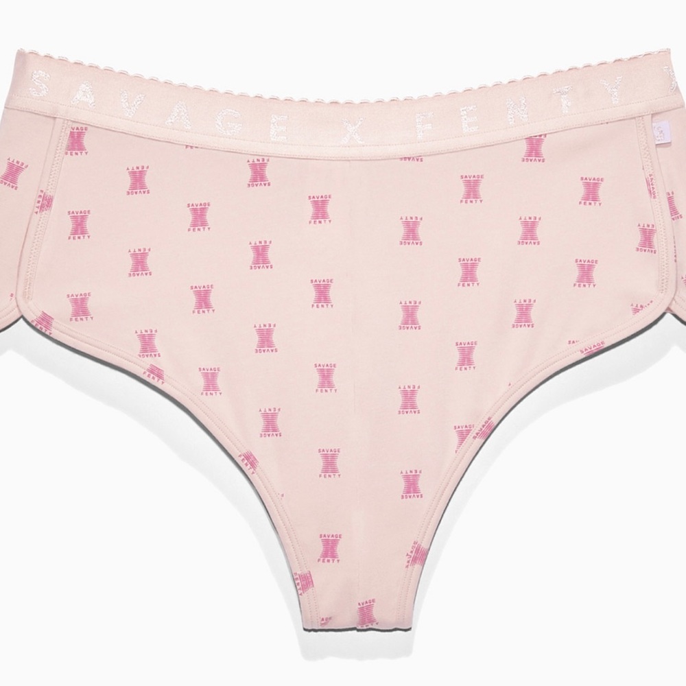 NWT Savage x Fenty hot short 2X